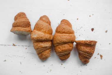  Hafif arka planda kruvasanlar