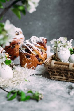 Paskalya pastası, Paskalya yumurtası 