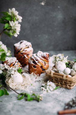 Paskalya pastası, Paskalya yumurtası 