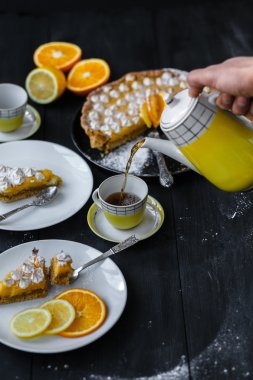 Limon ile gurme narenciye tart kurd