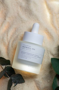 SKIN1004 Matrixyl 10 Yükseltme Çekimi Ampul Ürün Fotoğrafı