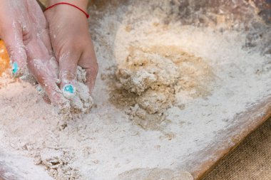 Yapma (einkorn) yazıldığından ekmek