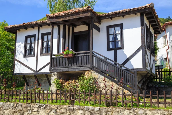 Traditionella gamla bulgariska hus — Stockfoto