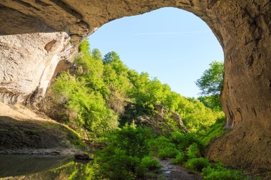 Bridge of God (Boji en), Bulgaristan
