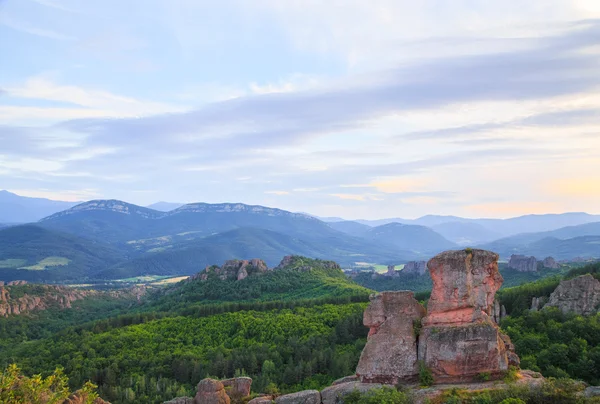 As rochas Belogradchik ao pôr-do-sol — Fotografia de Stock