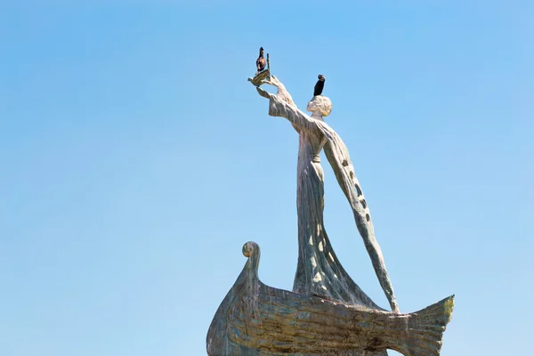 St. Nicholas statue in the old town of Nessebar, Bulgaria — Stock Photo, Image