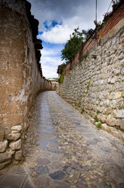 Cusco şehrinin caddesi, İnka kültürünün merkezi.