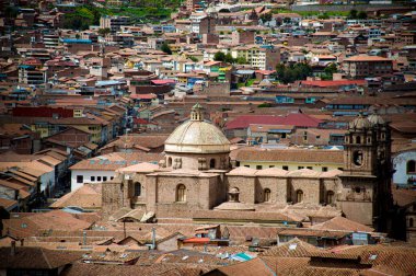 İnka kültürünün merkezi Cusco şehri panoramik