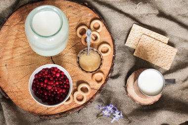 süt, bal ve cranberries - soğuk algınlığı ilacı