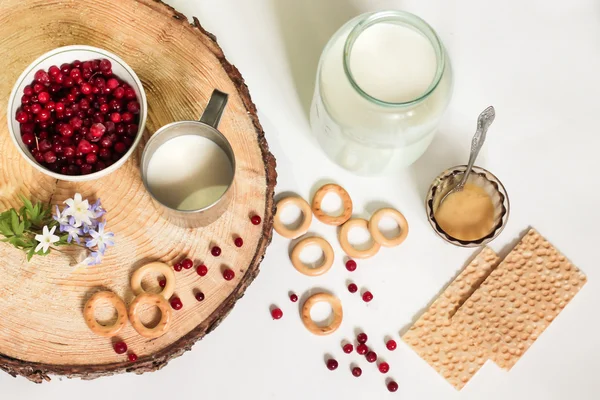 süt, bal ve cranberries - soğuk algınlığı ilacı