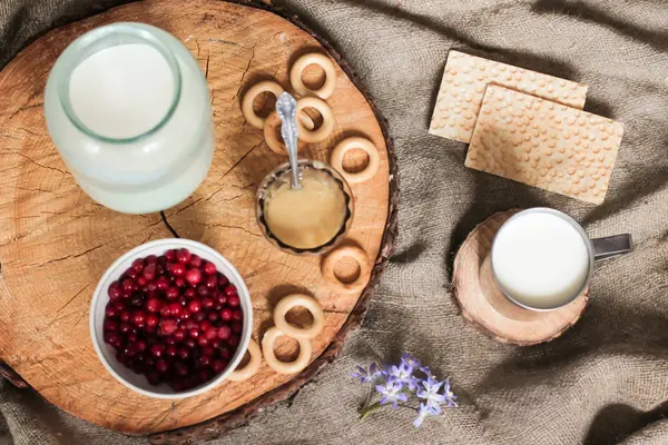 süt, bal ve cranberries - soğuk algınlığı ilacı