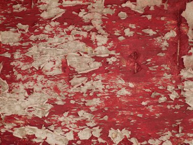 Zamanla süregelen boya, boyaların soyulmasına neden olur..