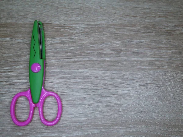 Children Wavy Patterned Paper Scissors Use Various Inventions — Stock Photo, Image