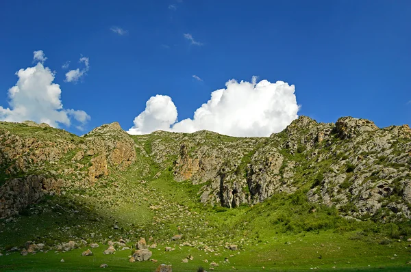 Rocky Dağları Haidarkan town yakınındaki