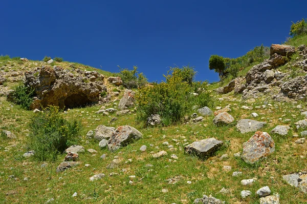 Felsige Berge in der Nähe der Stadt Tamasha — Stockfoto