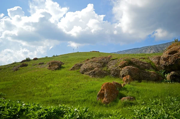 Скелясті гори, недалеко від міста Haidarkan — стокове фото