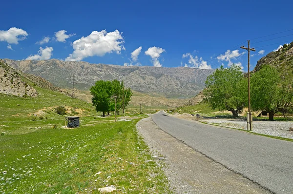 Strada per Khaidarkan — Foto Stock