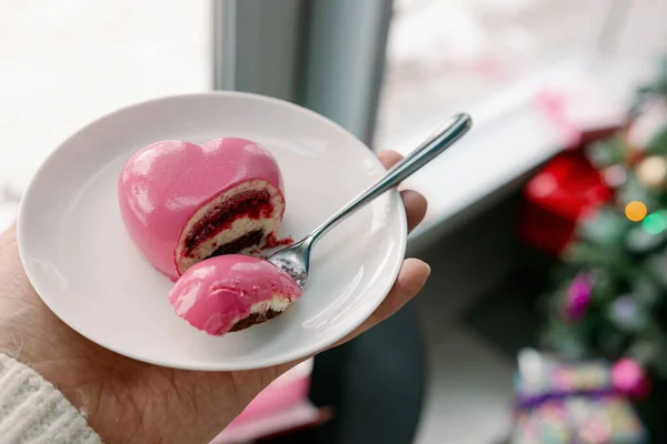 Una Torta Mousse Sana Tagliata Visualizzazione Del Livello Processo Taglio — Foto Stock