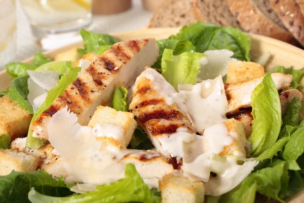 Closeup of griddled chicken caesar salad — Stock Photo, Image