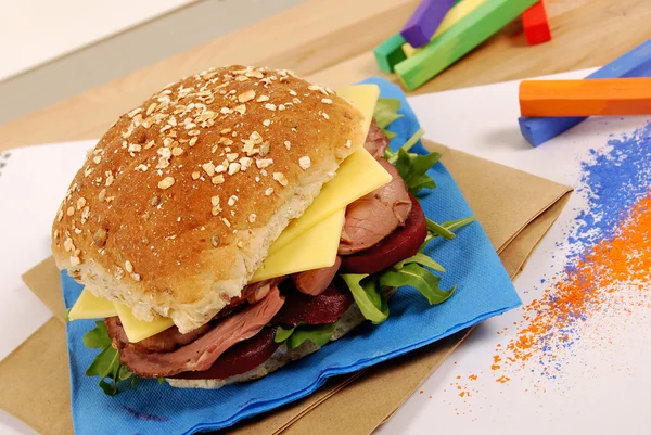 학교 점심 시리즈: 로스트 비프 롤 샌드위치 — 스톡 사진