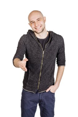 yüz ifadeleri ve jestleri yapma genç adam