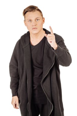 yakışıklı delikanlı 