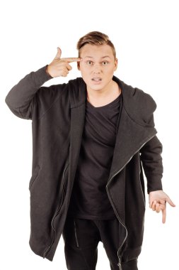 yakışıklı delikanlı 