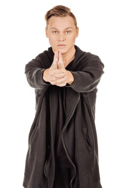 yakışıklı delikanlı 