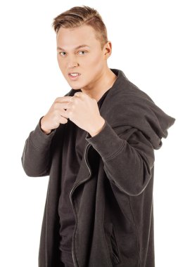 yakışıklı delikanlı 