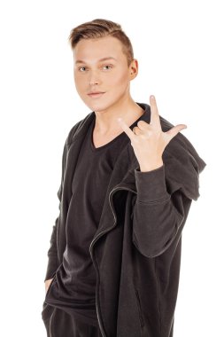 yakışıklı delikanlı 