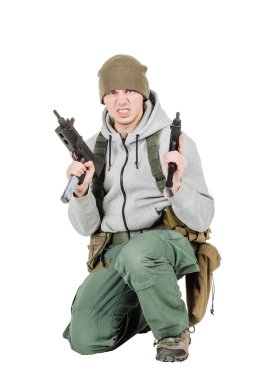 asi veya siyah silah tutan özel askeri yüklenici. Savaş, kol