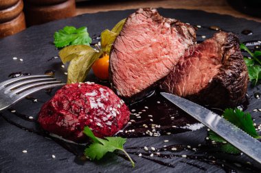 Mermer sığır gelen sulu biftek biftek 