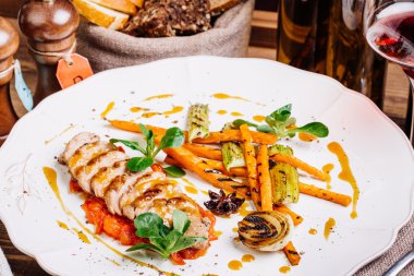 sebzeli Chichen fileto 