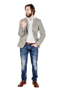 Beyaz arka plan üzerinde poz işadamı