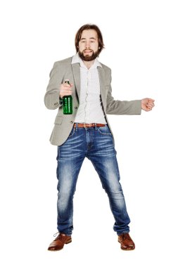 sarhoş adam ile yeşil şişe 