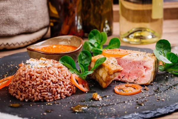 Tuna steak grilled and served with rice — Stock Photo, Image