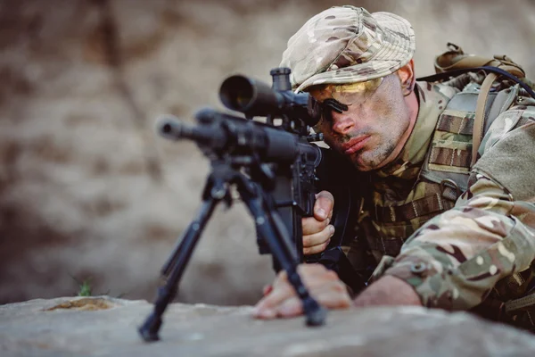 Sniper Exército Britânico Durante Operação Militar Montanha Guerra Exército Tecnologia Imagem De Stock