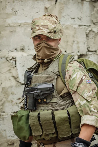 Soldado Retrato Contratista Militar Privado Sosteniendo Rifle Francotirador Guerra Ejército — Foto de Stock