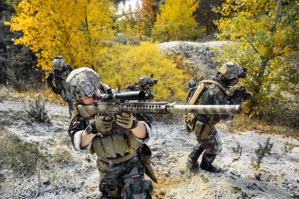 Militær snikskytter – stockfoto