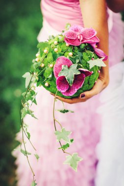 gelin buketi pembe orkide ile