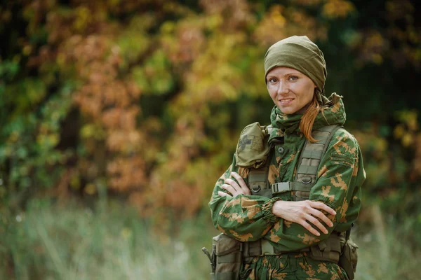 Russian soldier medic in universal camouflage army uniform and s — Stock Photo, Image