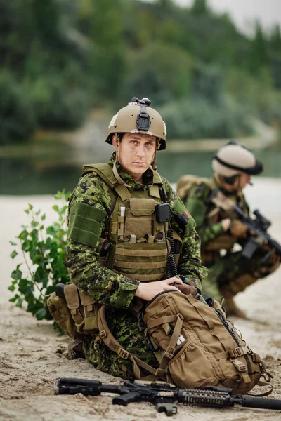 Canadian Army soldiers during the military operation — Stock Photo, Image