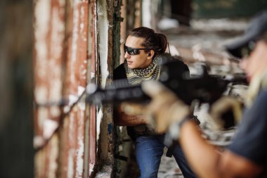 Özel askeri yüklenici özel işlemi sırasında