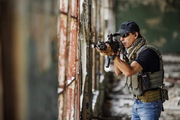 Contratante militar privado durante a operação especial — Fotografia de Stock