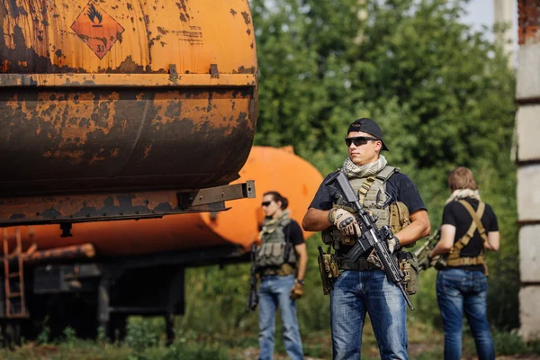 Приватний військовий підрядник під час спецоперації — стокове фото