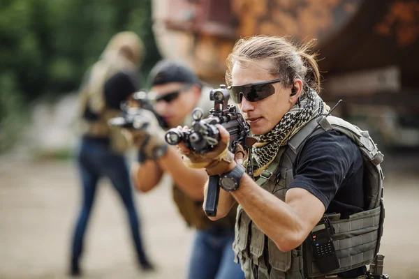 Privater militärischer Auftragnehmer während der Sonderoperation — Stockfoto