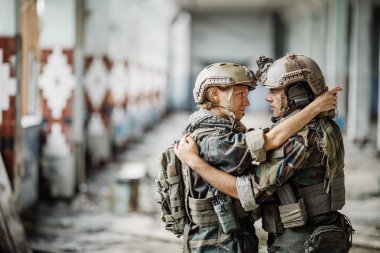 Ranger ve eşi, savaş alanı