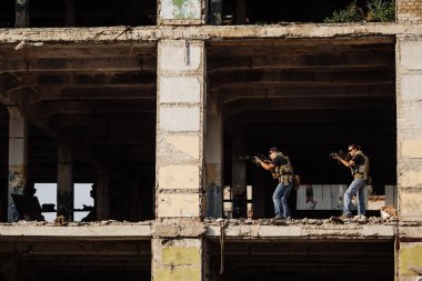Özel askeri yüklenici tahrip şehirde devriye