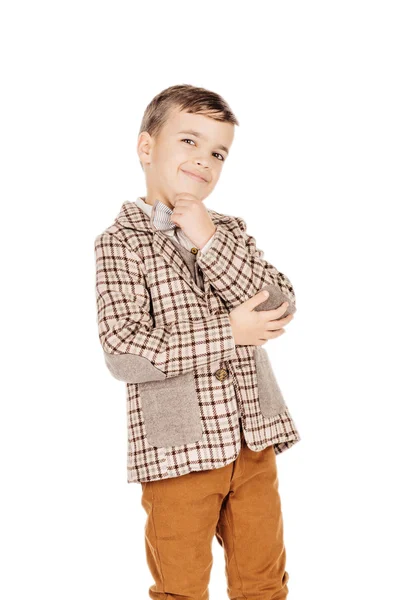 Retrato adorable joven feliz chico mirando cámara aislada en —  Fotos de Stock