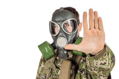 kırmızı beyaz duvardan yapma noktasında askerleri